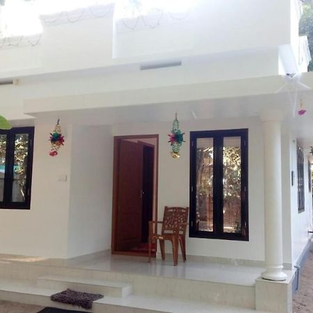 Coconut Garden Apartamento Cherai Beach Exterior foto